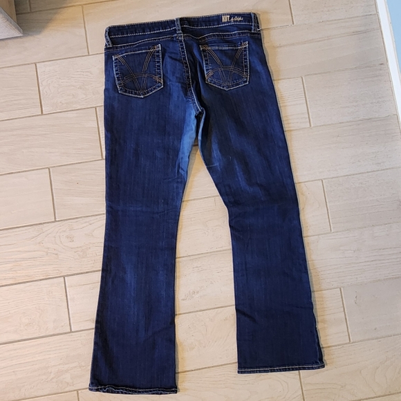 Kut from the Kloth Farrah Bootcut Jeans - Picture 3 of 3